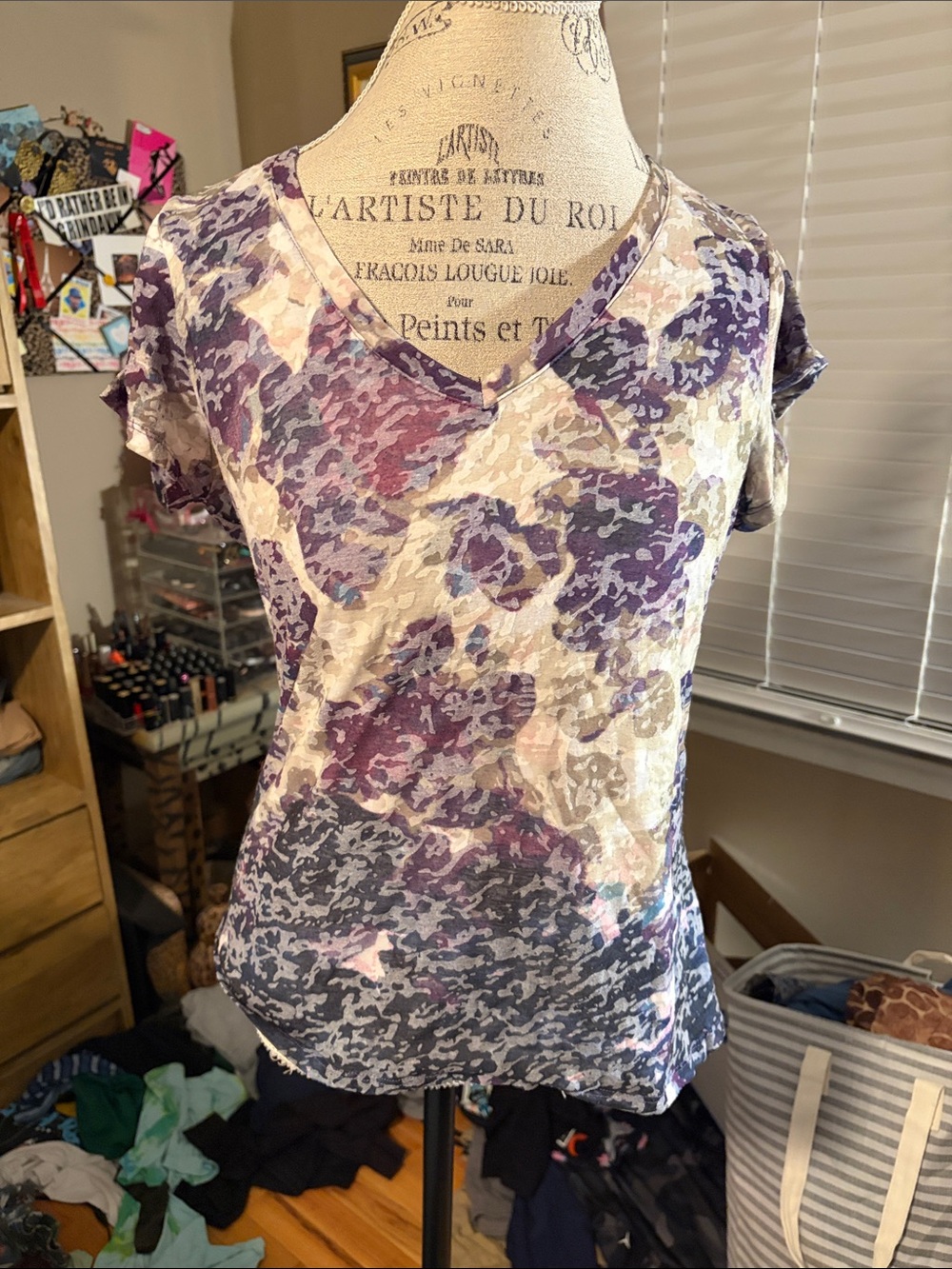Coldwater creek V-Neck Floral Print Tee in Purple and Cream - Large